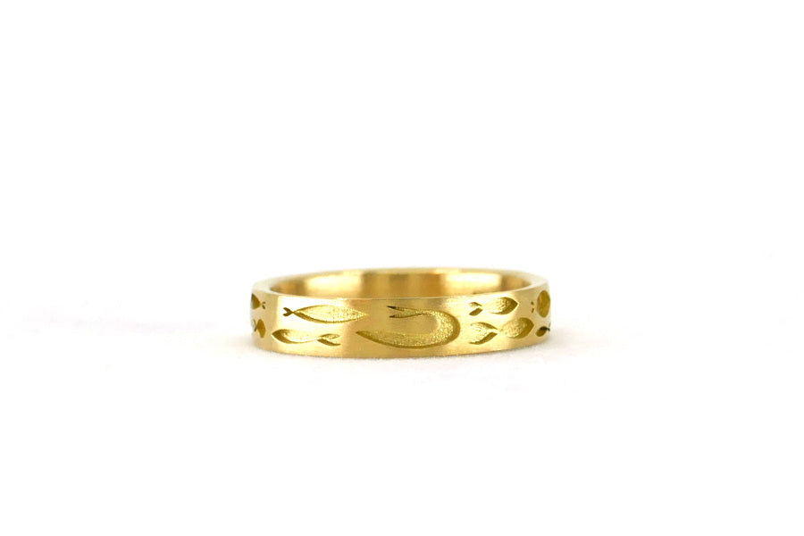 Turning Fish 18ct Yellow Gold Ring